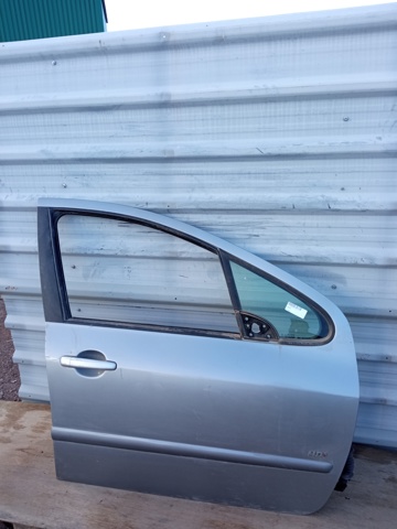 Porta dianteira direita 9004S7 PEUGEOT
