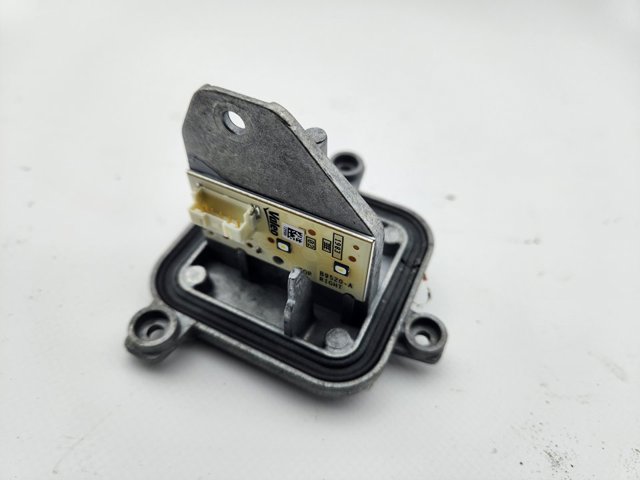 90068145 BMW