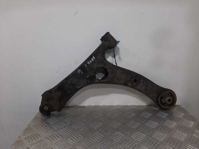 Parafuso de fixação de braço oscilante dianteiro, inferior 9011914086 TOYOTA
