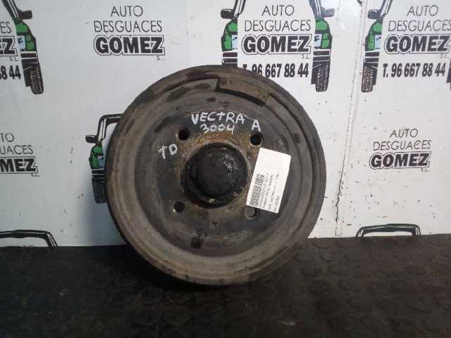Tambor do freio traseiro 90135264 OPEL