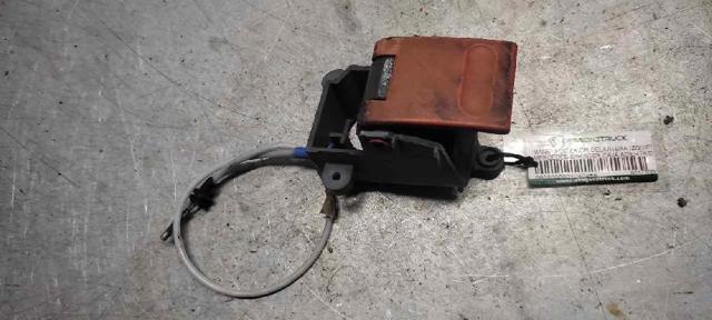 Maçaneta interna esquerda da porta dianteira 9017200066 MERCEDES