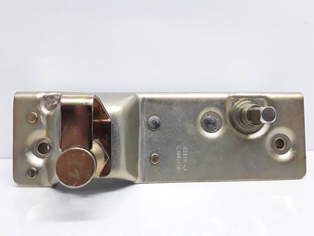 Fecho da porta traseira esquerda batente 9017400135 VAG