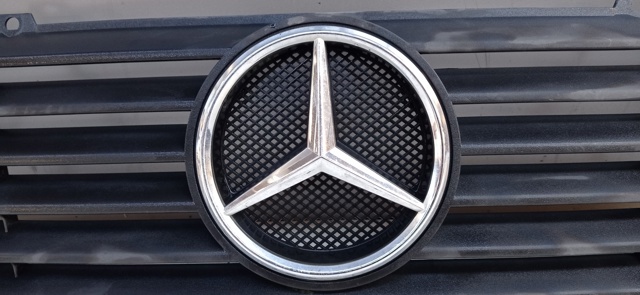 9018880123 Mercedes
