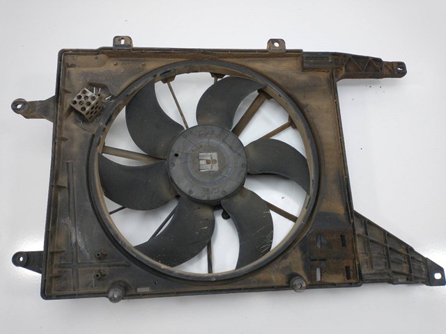 Difusor do radiador de esfriamento, montado com motor e roda de aletas 9020906N RENAULT