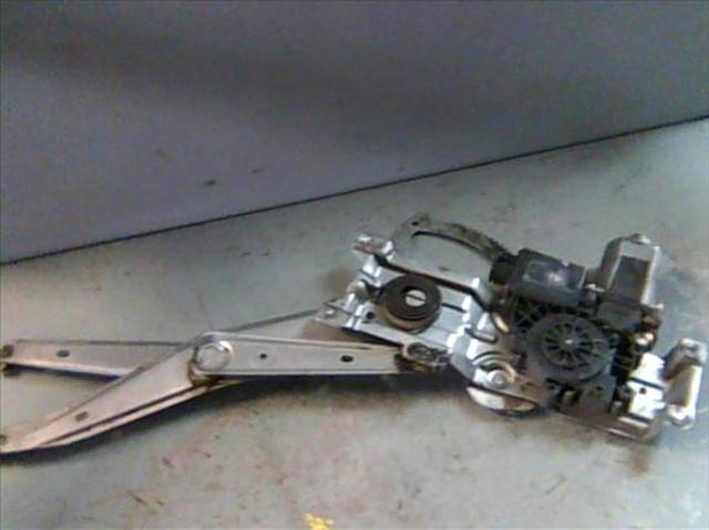 Mecanismo de acionamento de vidro da porta dianteira direita 90444382 OPEL