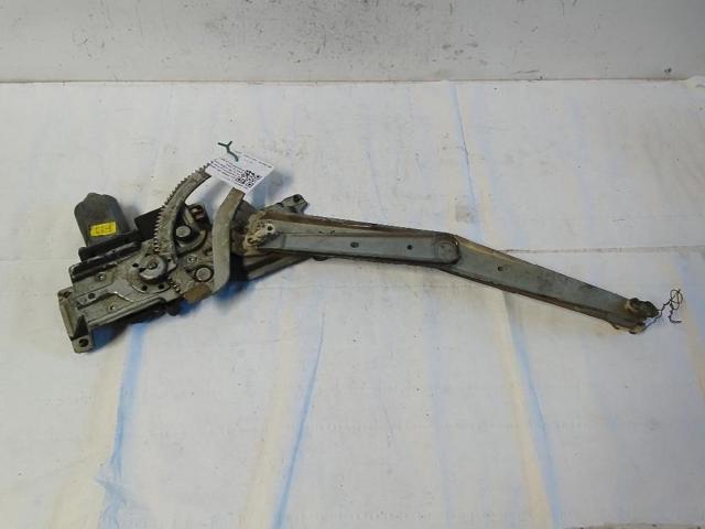 Mecanismo de acionamento de vidro da porta dianteira direita 90444382 OPEL