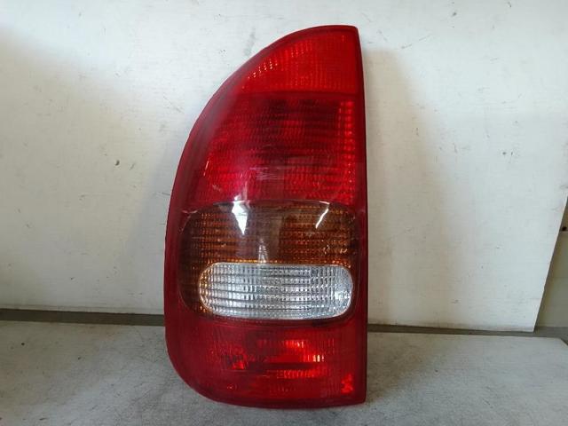 Lanterna traseira esquerda 90444809 OPEL