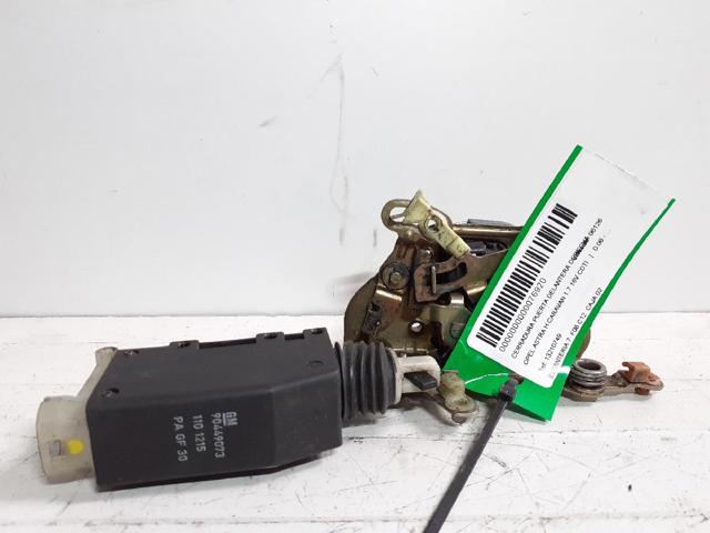Motor acionador de abertura/fechamento da porta dianteira direita 90449073 OPEL