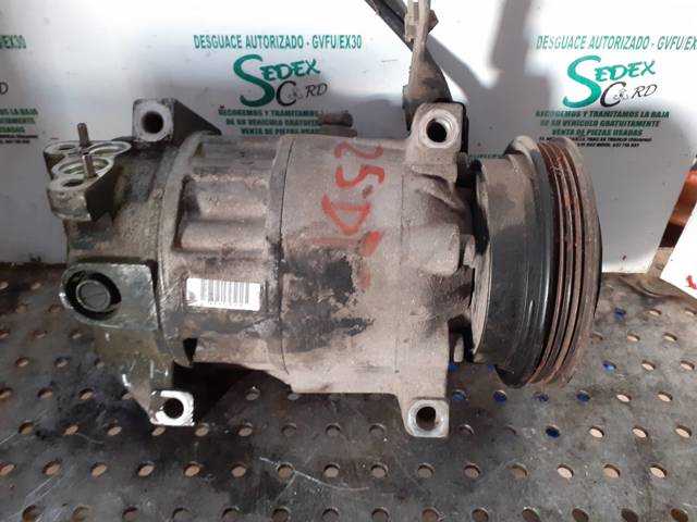 Compressor de aparelho de ar condicionado 90457635 OPEL