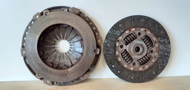 Cesta de embraiagem 90470884 OPEL