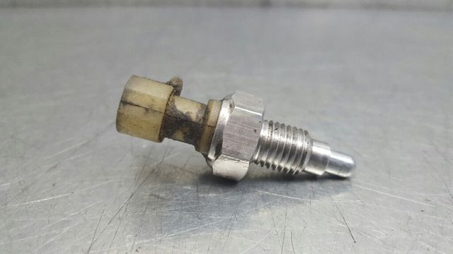 Sensor de ativação das luzes de marcha à ré 90482454 OPEL