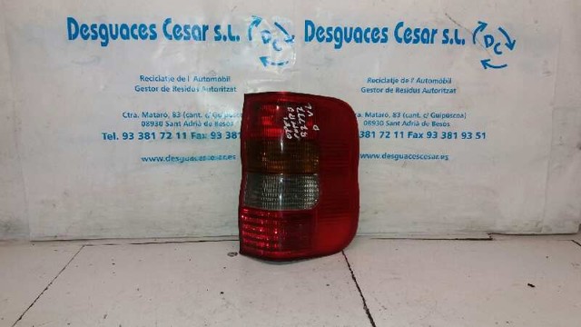 Lanterna traseira direita 90486300 OPEL