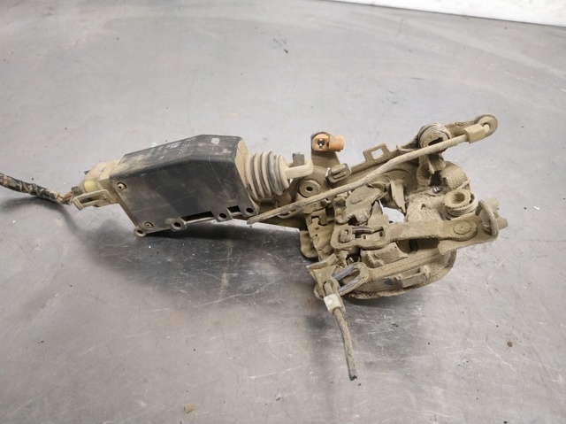 Fecho da porta dianteira esquerda para Opel Astra 56, 57