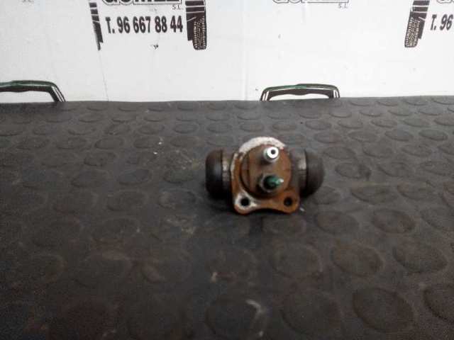 Cilindro traseiro do freio de rodas de trabalho 90498300 OPEL