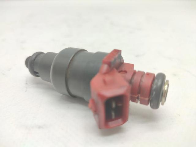Injetor de injeção de combustível 90501588 OPEL