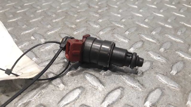 Injetor de injeção de combustível 90501588 OPEL