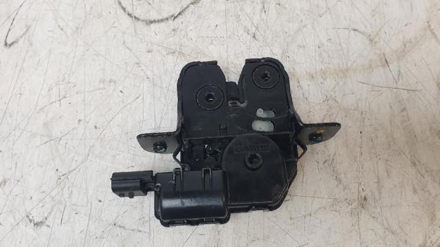 Fecho de tampa de porta-malas (de 3ª/5ª porta traseira) 905039004R RENAULT