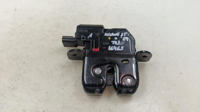 Fecho de tampa de porta-malas (de 3ª/5ª porta traseira) 905039004R RENAULT
