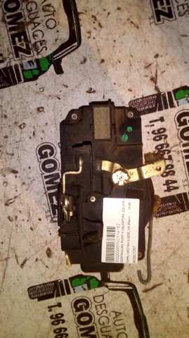 Fecho da porta dianteira esquerda 90507057 OPEL