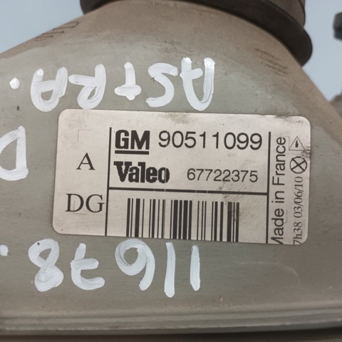 Luz esquerda 90511099 OPEL