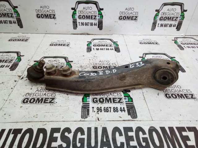 Braço oscilante inferior direito de suspensão dianteira 90511261 OPEL
