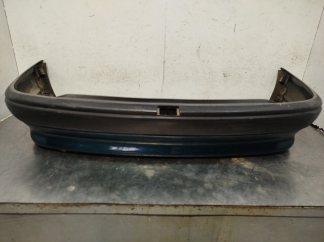 Pára-choque traseiro para Opel Astra 53, 54, 58, 59