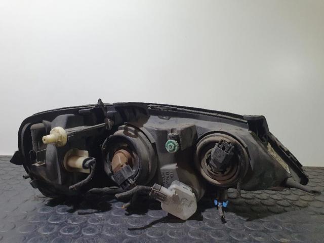 Luz esquerda 90520877 OPEL
