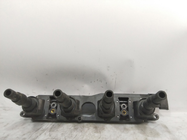 Bobina de ignição 90536194 OPEL