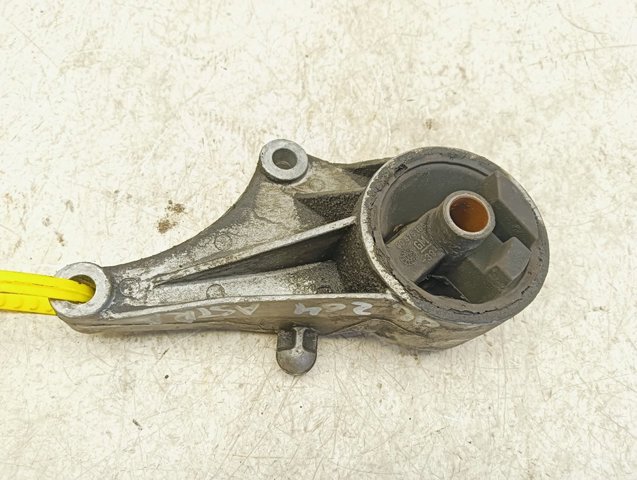 Coxim (suporte) dianteiro de motor 90575186 OPEL