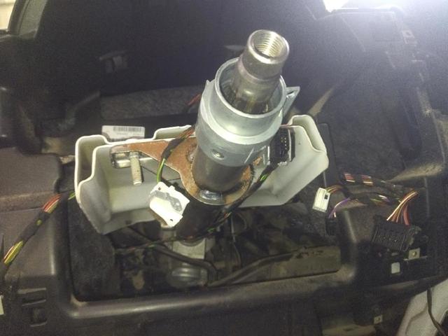 Coluna da direção 9064600816 MERCEDES