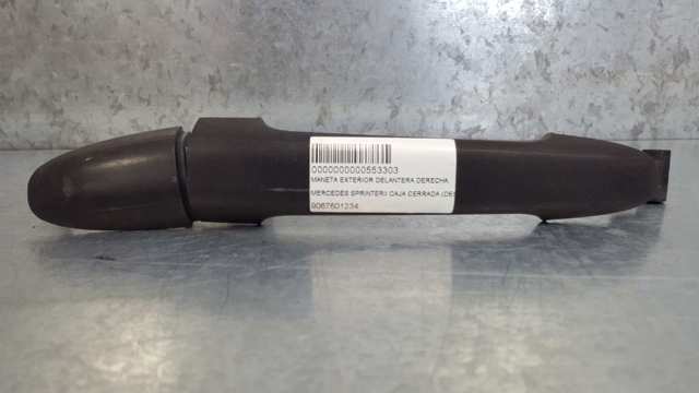 Suporte de maçaneta externa da porta deslizante direita 9067601234 MERCEDES