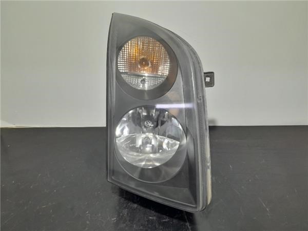 Luz esquerda 9068200161 VAG