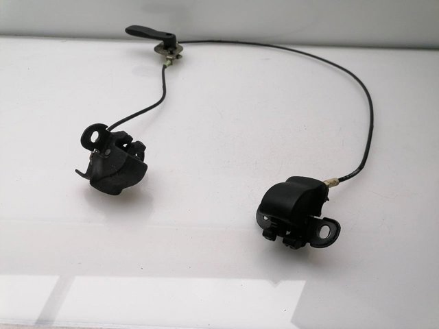 Fecho superior da porta traseira esquerda batente 9080600QAK NISSAN