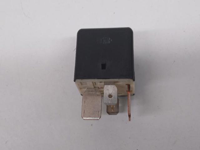 9098704006 Toyota
