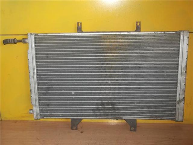 Radiador de esfriamento de motor 9111216 OPEL