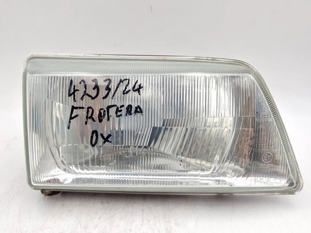 Luz direita 91143329 OPEL
