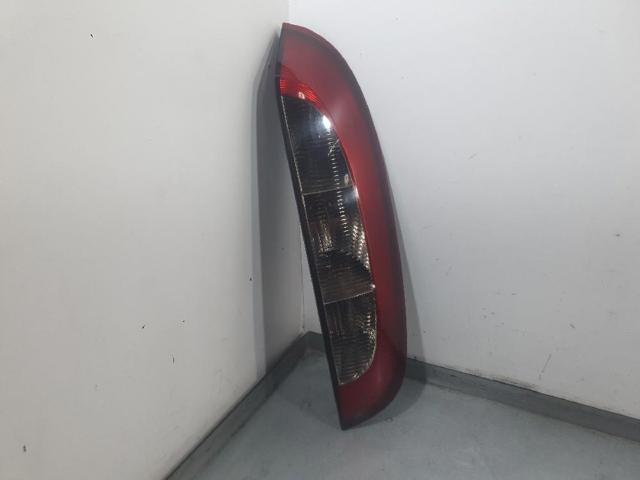 Lanterna traseira direita 9114337 OPEL