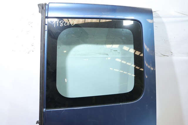 Porta batente traseira direita de furgão 91159993 OPEL