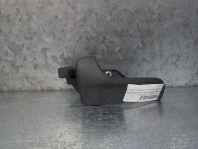 Maçaneta interna esquerda da porta dianteira 911761 PEUGEOT