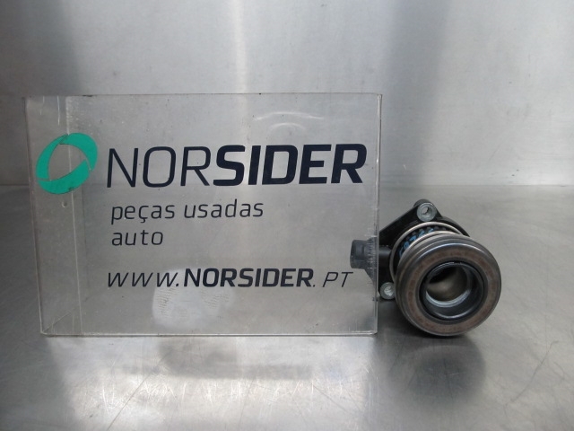 Cilindro de trabalho de embraiagem montado com rolamento de desengate 9126238 OPEL