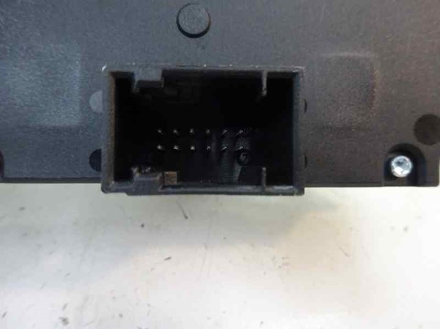 Comutador das luzes no "painel de instrumentos" 9134726 BMW