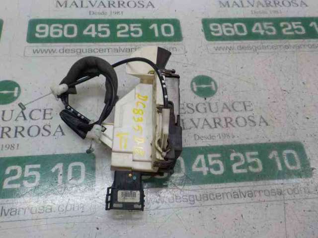 Fecho da porta dianteira esquerda 9135CW PEUGEOT
