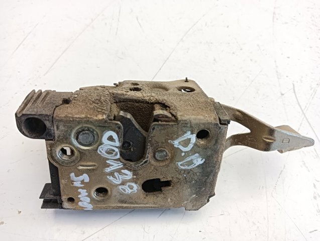 Fecho da porta dianteira direita 9136A7 PEUGEOT