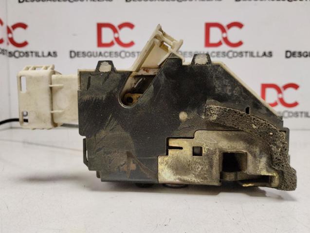Fecho da porta dianteira direita 9136CK PEUGEOT