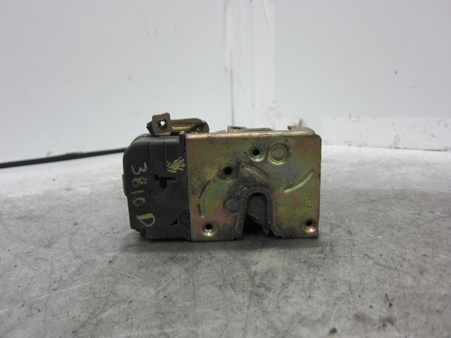 Fecho da porta dianteira direita 9136S7 PEUGEOT