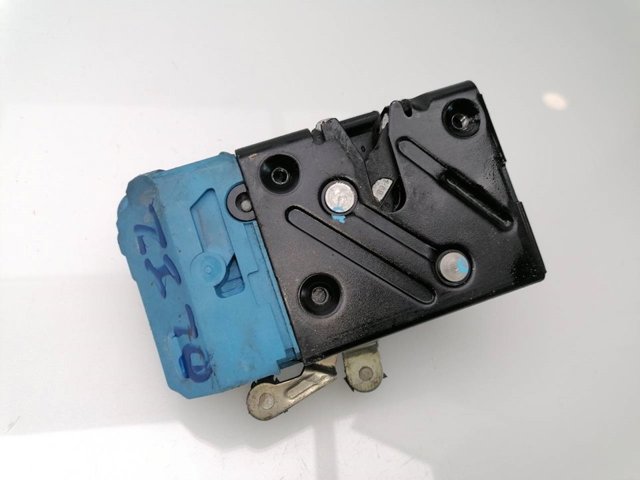 Fecho da porta dianteira esquerda 9141701 VOLVO