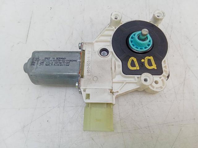 Motor de acionamento de vidro da porta dianteira direita 914547102 BMW