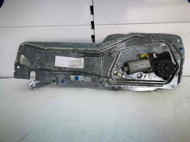 Mecanismo de acionamento de vidro da porta dianteira direita Volvo V70 I LV ao melhor preço