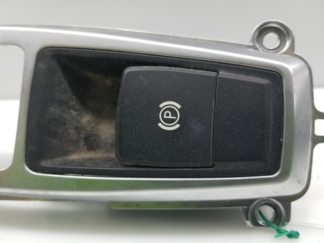 9156133 BMW