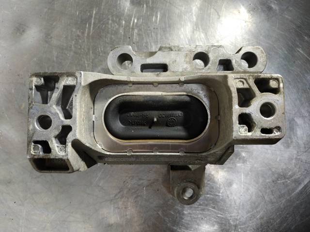 Coxim (suporte) direito de motor 9156946 OPEL